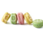 macaron de Paris, macaron fruit, traiteur macaron, traiteur Paris, traiteur eco responsable, macaron traditionnel paris, livraison paris et IDF, reception sucré, cocktail sucré, buffet de dessert, macaroons on white