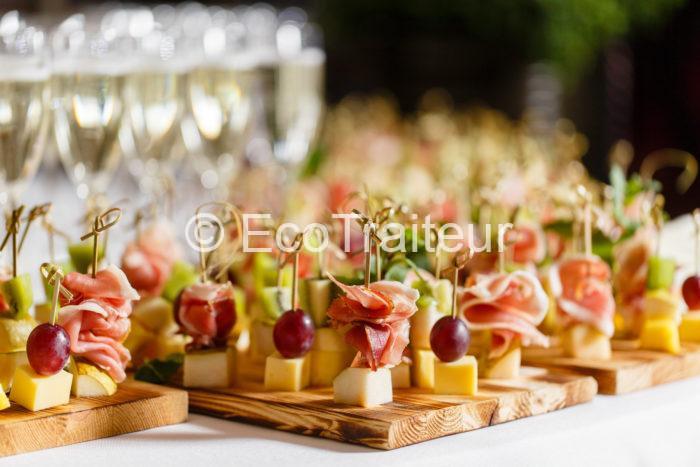 buffet cocktail brochettes ecotraiteur paris terroir fromage charcuterie